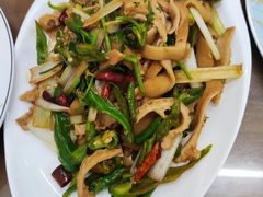 -鲁南仔·滕州炒鸡(经三路店)