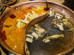 -洱火云南酸菜牛肉火锅(石景山当代商城店)