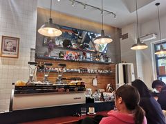 -Be Lived Cafe比例咖啡(摩天轮店)