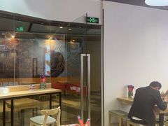 -魔都三兄弟酸辣粉·蘸卤炸串(虹桥万科店)