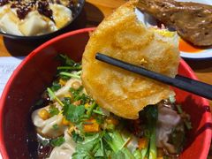 -爆炸头阿姨小四川正宗川味小吃(无任何分店)