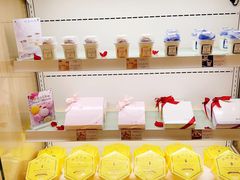 零售区-好利来(新华百货店)