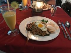 -Mai Mai Restaurant