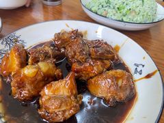 -胡子饮食店
