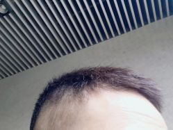 -苑苑发型设计