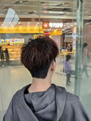 -川和潮人