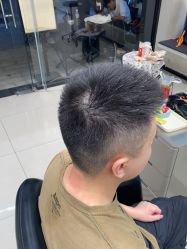 -摩登时代美发沙龙