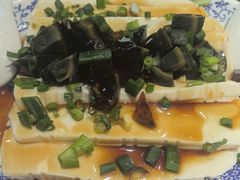 -老天桥酱肉烧饼夹肘子(天桥店)