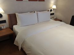 -米漾酒店(深圳会展中心岗厦地铁站店)
