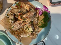 -嗨辣小聚·盘锦河蟹·海鲜烧烤龙虾(盘锦十年好店)