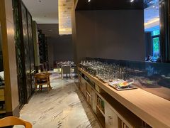 -上海漕河泾万丽酒店