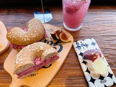 加州胭脂&nbsp;California&nbsp;Pink-Catch Bagel(芳草地店)