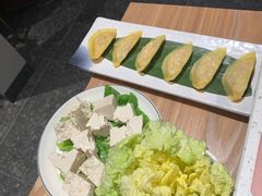 -三人行骨头王火锅(长寿店)