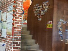 -香巴拉云南餐厅(华莱坞店)