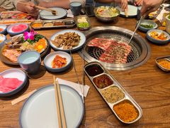 -明洞阿姨·韩式酱蟹烤肉·创意料理(三元桥店)