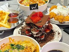 -W COLLECTIVE  DESSERT SHOP