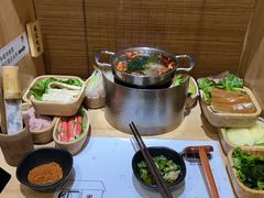 -独食火锅·半米屋台(直营总店)