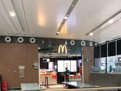 大堂-麦当劳(北京大兴机场二层国内到达(安检外)店)