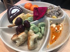 -素满香·全民食养自助(长宁龙之梦店)