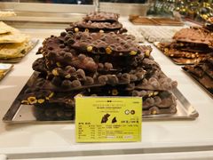 -VENCHI 闻绮(北京国贸商城店)