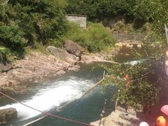 -安吉龙王山峡谷漂流