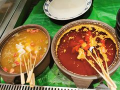 -刀小蛮半只鸡过桥米线(家乐福四元桥店)
