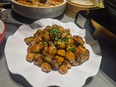 -小厨娘绣中淮扬(总统府大行宫店)