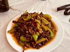 炒鸽杂-鸡炖兔