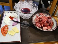 -毛辣果·贵州红酸汤牛肉火锅(西单店)