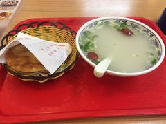 -大耳公曹氏驴肉包子铺(三八店)