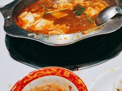 -老王全牛宴·鲜牛肉牛杂火锅(总店)