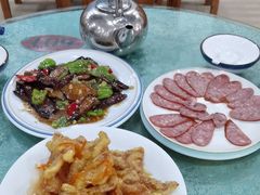 -鹤乡东北菜(崮山路店)