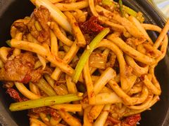 -马尔龙新疆饭店·清真(瑞景店)