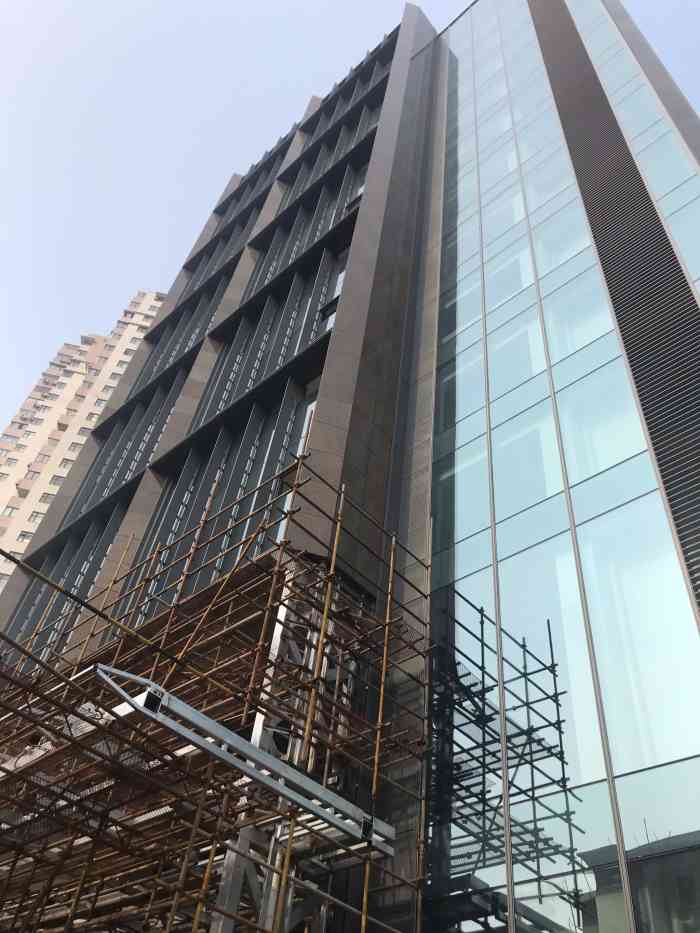 虹桥荣广大厦-"不错的办公楼,装修的也不错,环境蛮好的.