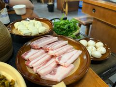 -阿山卓·野生菌火锅·纳西火塘烤肉