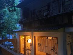 -嘁嘁茶泡饭