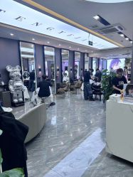 -藤野造型烫染·漂发