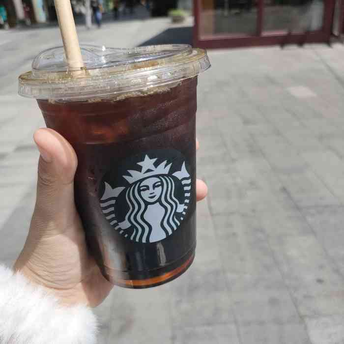 星巴克(西宁力盟商业巷店)-"这家星巴克在力盟商业街,每次去西宁和