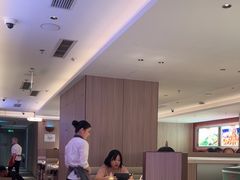 -海底捞火锅(杭州庆春路夜宵主题店)