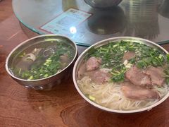 -胡记牛杂粉