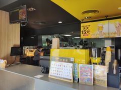 -麦当劳(杨林得来速店)