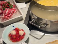 -尚尚仙·酸汤猪手·猪肚鸡火锅(华联万柳购物中心店)