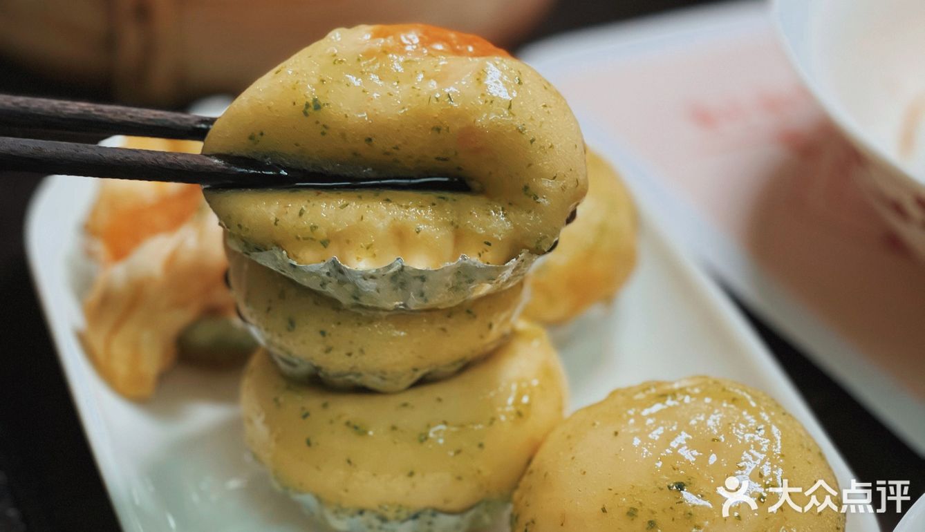 魔都上线糯叽叽玉兰饼❗足不出沪也能吃到正宗无锡美食