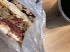 -清真拉妈卤味(回民街店)