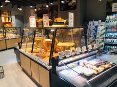 面包甜点陈列柜-盒马鲜生(龙德广场店)
