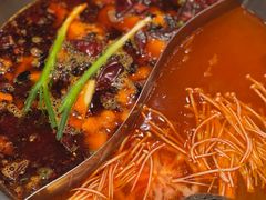 -旧街市鲜货老火锅(大光路店)