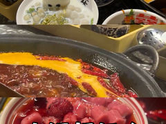 -红九格老火锅(三峡广场店)