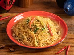 破店土豆丝-破三川·新川菜(静安大融城店)
