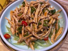 -多嘴肉蟹煲(万达店)