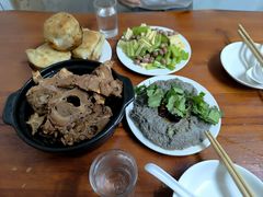 -宝瑞门钉肉饼店